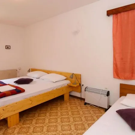 Trojanovic Vendégház 3*